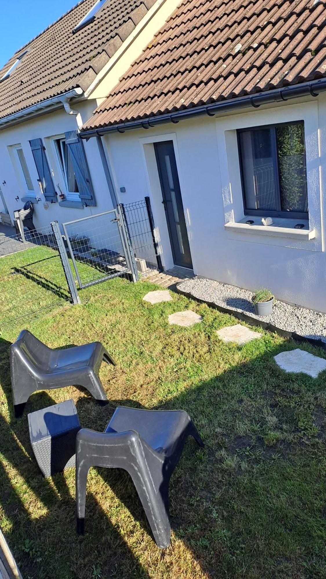 Studio Independant Proche De La Mer Le Bon Secours Dieppe Exterior foto